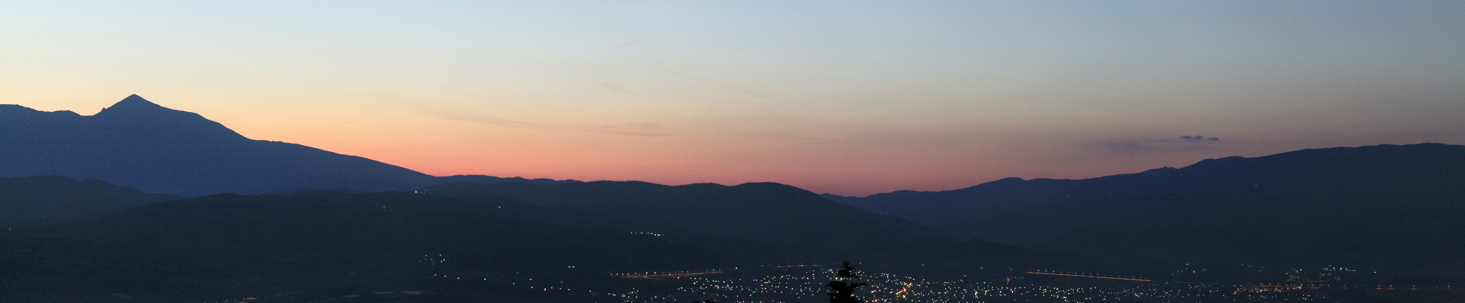 resized-Night_Panorama_with_Noctilucent_Clouds_v2